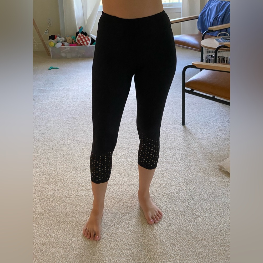 Black Cropped Leggings